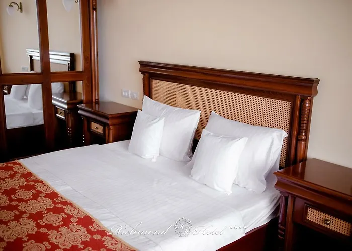 Richmond Otel 4*