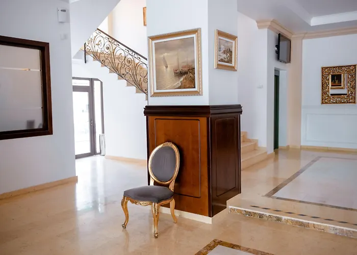 Richmond Hotel Mamaia