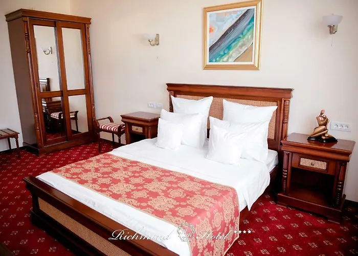 Richmond Hotel Mamaia
